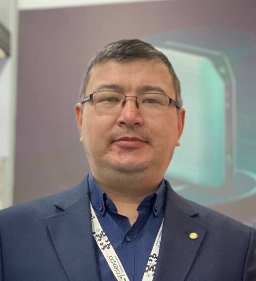 Михаил Ушаков